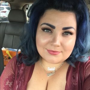 Meet your Posher, Keralyn